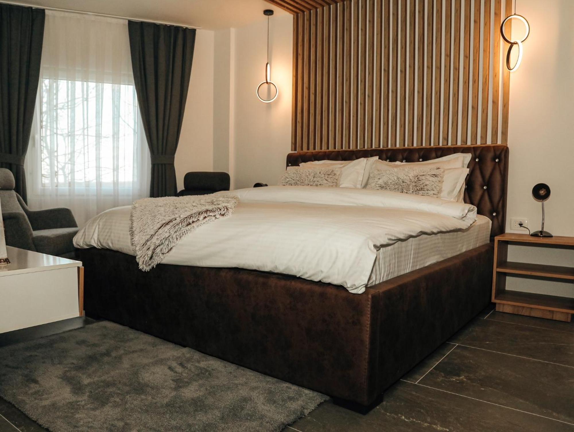 Hotel Europa 92 Ferizaj Eksteriør billede